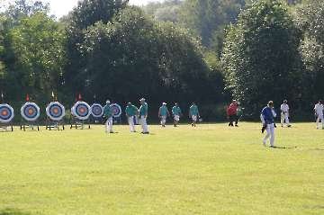 Fotos vom Wettkampf, Pause und Siegerehrung von der LM FITA in Vellmar vom 02. Juli 2006-10