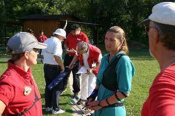 Fotos vom Wettkampf, Pause und Siegerehrung von der LM FITA in Vellmar vom 02. Juli 2006-16