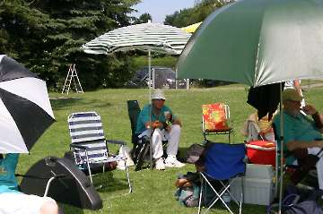 Fotos vom Wettkampf, Pause und Siegerehrung von der LM FITA in Vellmar vom 02. Juli 2006-33