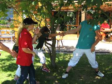 Fotos vom Wettkampf, Pause und Siegerehrung von der LM FITA in Vellmar vom 02. Juli 2006-34