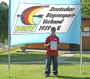 Fotos vom Wettkampf, Pause und Siegerehrung von der LM FITA in Vellmar vom 02. Juli 2006-49