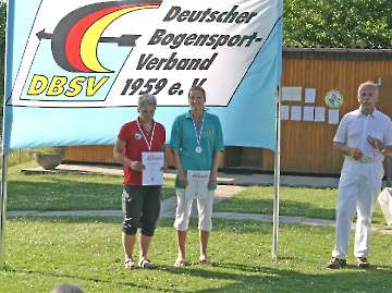 Fotos vom Wettkampf, Pause und Siegerehrung von der LM FITA in Vellmar vom 02. Juli 2006-54